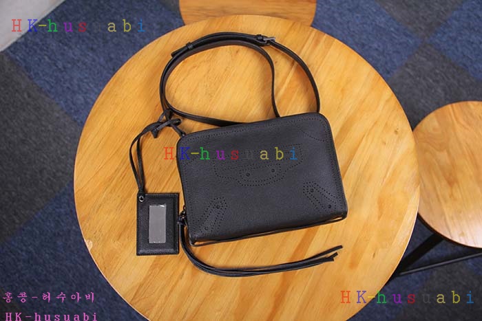 NEW 2018SS �߷��þư� �Ż� ũ�ν��� BL85441