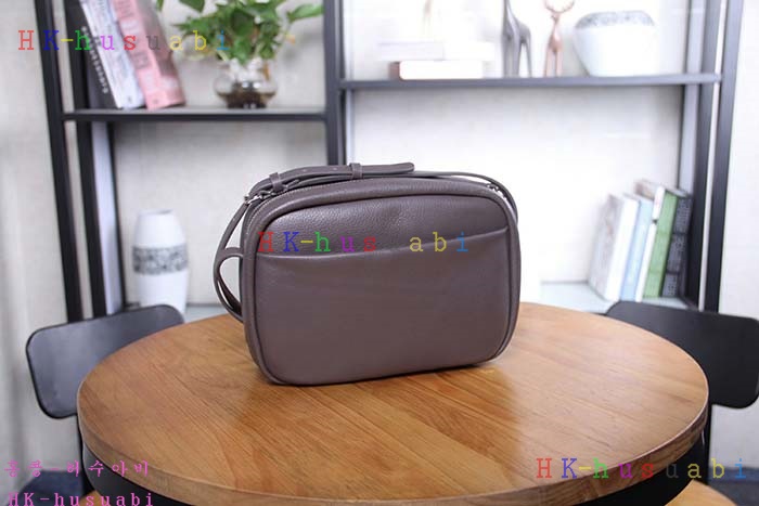 NEW 2018SS �߷��þư� ���긮���� ũ�ν��� BL86622