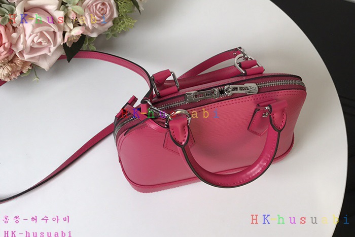 �ڹ̷��ޡ� 2018SS ���̺��� �˸� BB  M40301-3