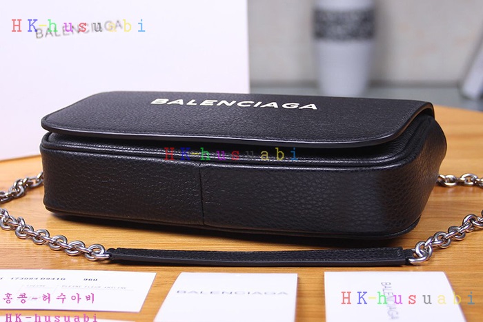 NEW 2018SS  �߷��þư� ���긮���� ü��ũ�ν��� BL 658221