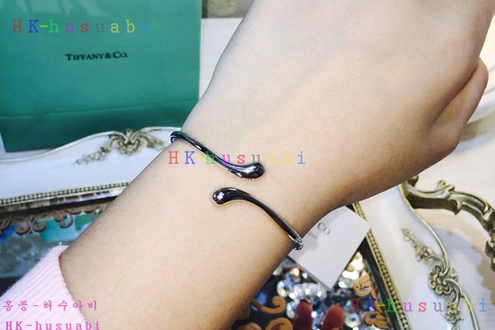 NEW 2018SS Ƽ�ĴϾ��� ����  T123440