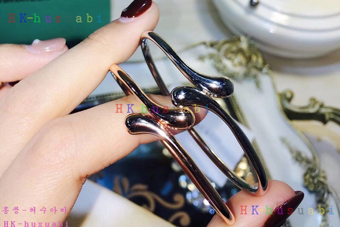 NEW 2018SS Ƽ�ĴϾ��� ����  T123440