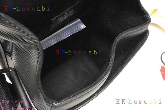 �ڹ̷��ޡ� ���̺��� ������ ũ�ν��� M53497-2