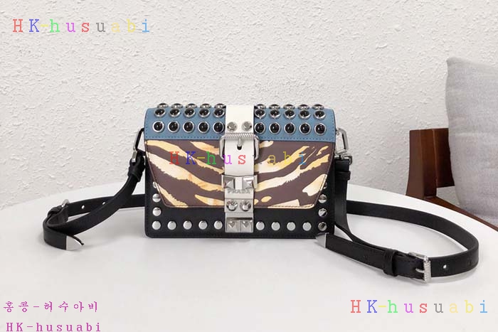 �ڹ̷��ޡ�2018SS  ����� ���͵� ��Ƽ ����� P 1BD121-2