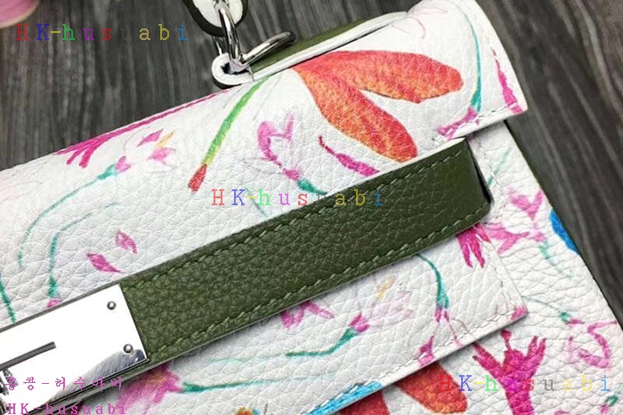 �ڹ̷��ޡ� �����޽� �̸���  H 175890