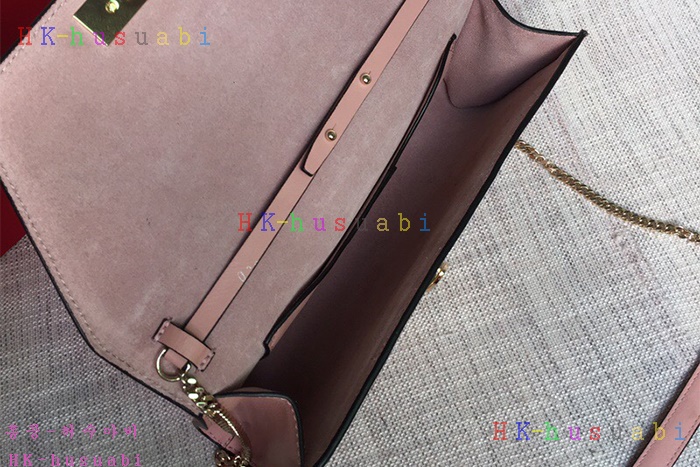 �ڹ̷��ޡ� �߷�Ƽ�� �����͵� ü�ι�  V 2045-2-2