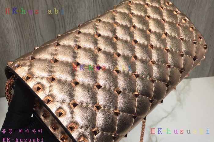 �ڹ̷��ޡ� �߷�Ƽ�� �����͵� ü�ι�  V 0137-6