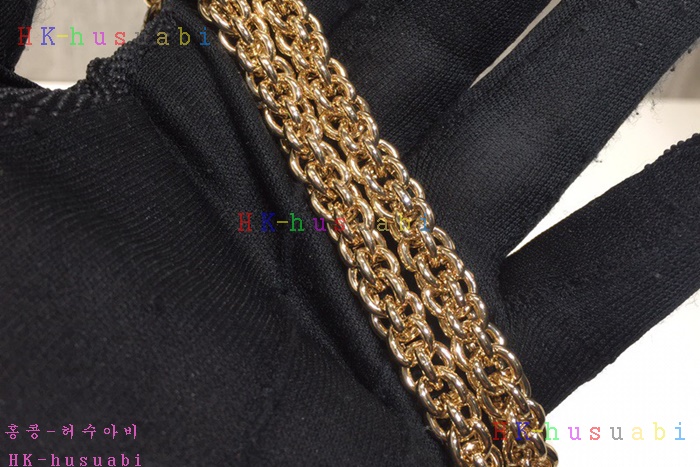 �ڹ̷��ޡ� �߷�Ƽ�� �����͵� ü�ι�  V 0137-4