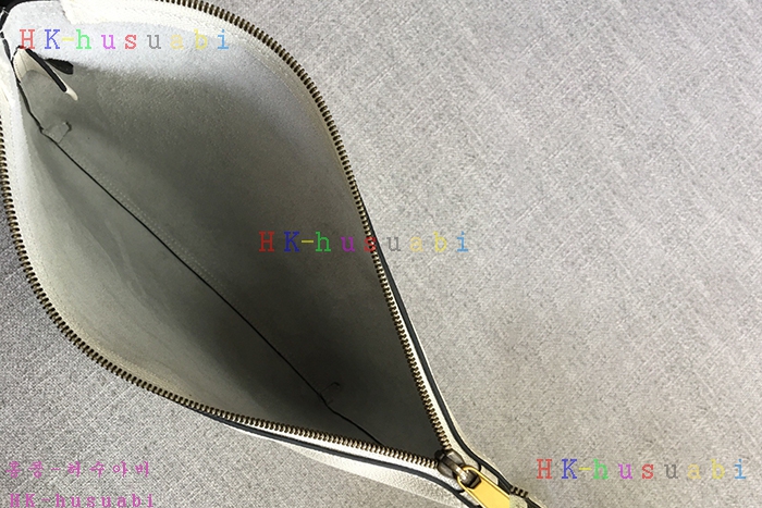 �ڹ̷��ޡ� 2018SS �ΰ� ���� Ŭ��ġ GU 500981-2