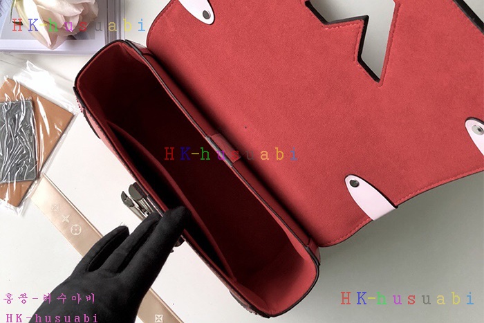 �ڹ̷��ޡ� ���̺��� Ʈ����Ʈ ���Թ� M43629-2