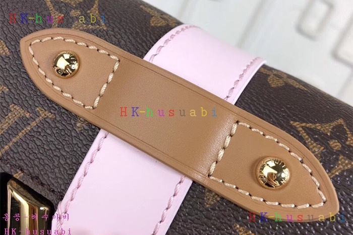 �ڹ̷��ޡ� ���̺��� Ʈ����Ʈ ���Թ� M43629-4