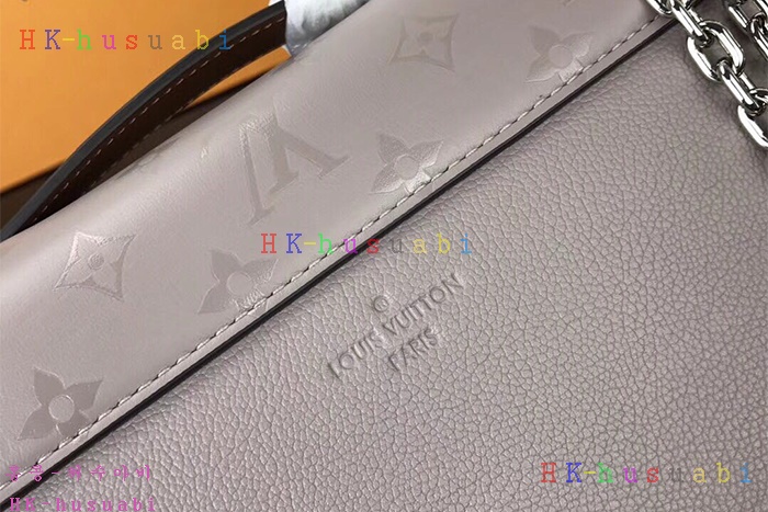 �ڹ̷��ޡ� ���̺��� ���� ü�ι� M42899-3