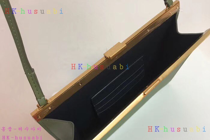 �ڹ̷��ޡ� ������ �̴� Ŭ�������� CL 4415-3