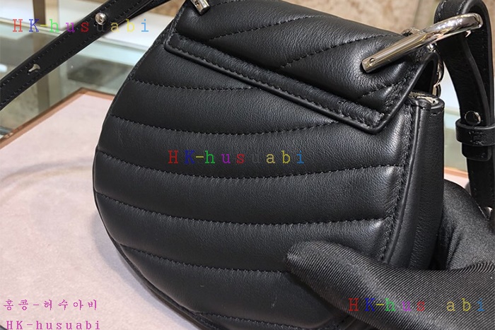 �ڹ̷��ޡ� 2018SS���ο� ������� �̴� ũ�ν��� CL 45540