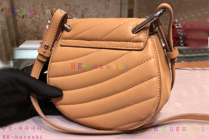 �ڹ̷��ޡ� 2018SS���ο� ������� �̴� ũ�ν��� CL 45540