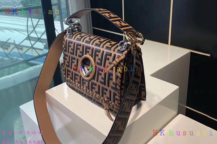 �ڹ̷��ޡ� ��� ĭ���� ��Ʈ�� FD 994470