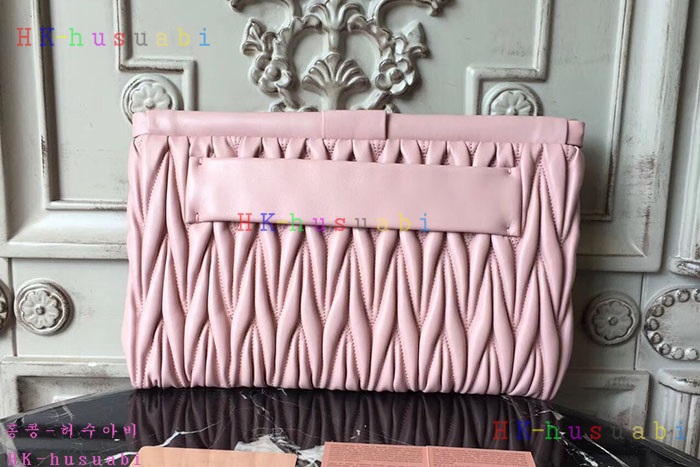 �ڹ̷��ޡ� �̿�̿� ���׶� Ŭ��ġ  RP0390-3