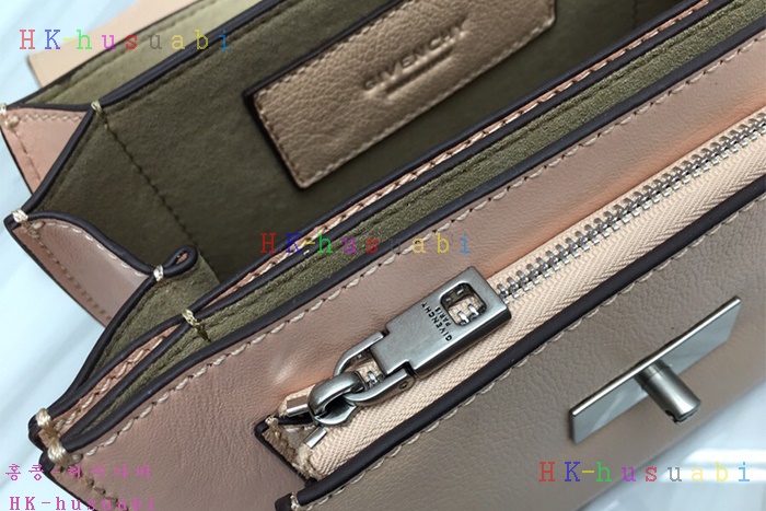 �ڹ̷��ޡ� ����� GV3 ũ�ν��� GV 50101