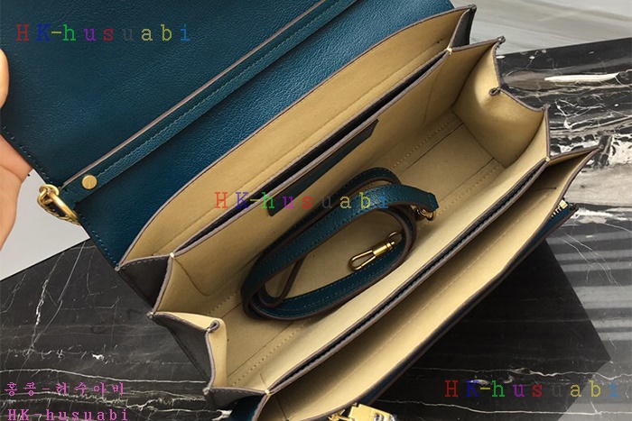 �ڹ̷��ޡ� ����� GV3 ũ�ν��� GV 50101-7