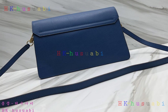 �ڹ̷��ޡ� ����� GV3 ũ�ν��� GV 50101-5