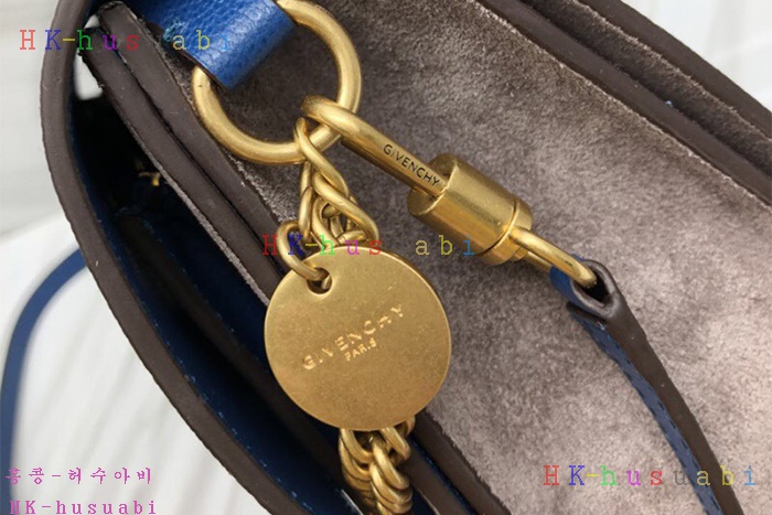 �ڹ̷��ޡ� ����� GV3 ũ�ν��� GV 50101-5