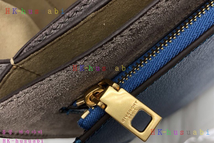 �ڹ̷��ޡ� ����� GV3 ũ�ν��� GV 50101-5