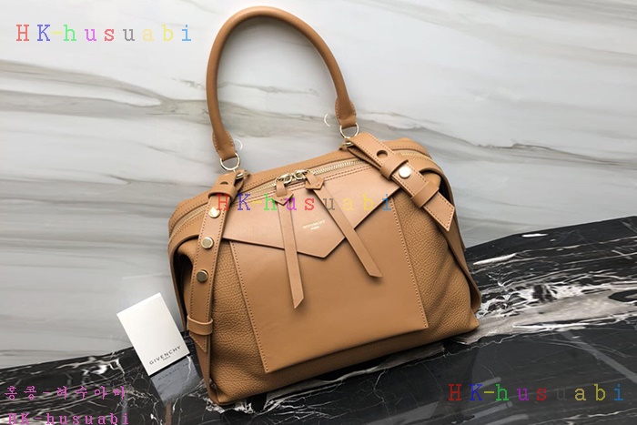 �ڹ̷��ޡ� ����� �����̹�  GV 29998-2-2