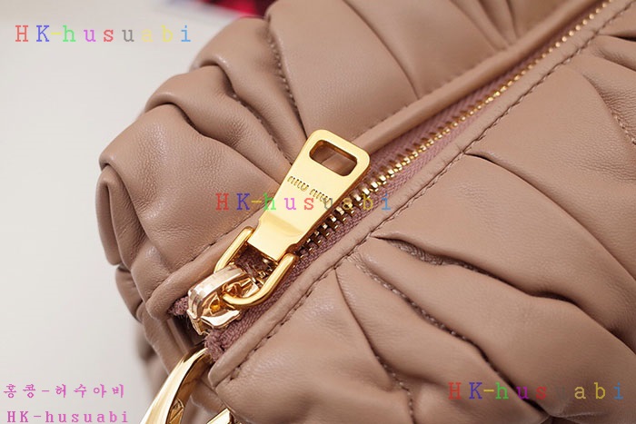 �ڹ̷��ޡ� �̿�̿� ���׶�� ����� MM 5BC022