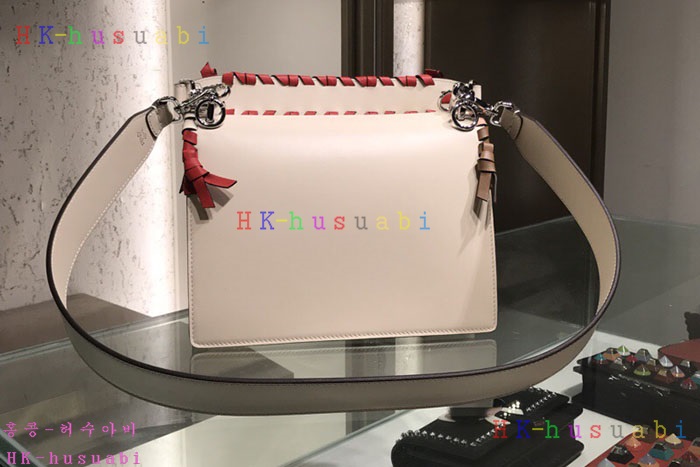 �ڹ̷��ޡ� ��� ĭ���̹� �Ż�  FD 88554