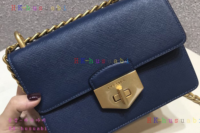 �ڹ̷��ޡ� ����� ���ǾƳ� ü�ι� P 1BD089-3