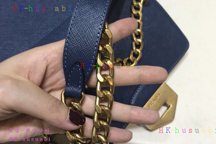 �ڹ̷��ޡ� ����� ���ǾƳ� ü�ι� P 1BD089-3