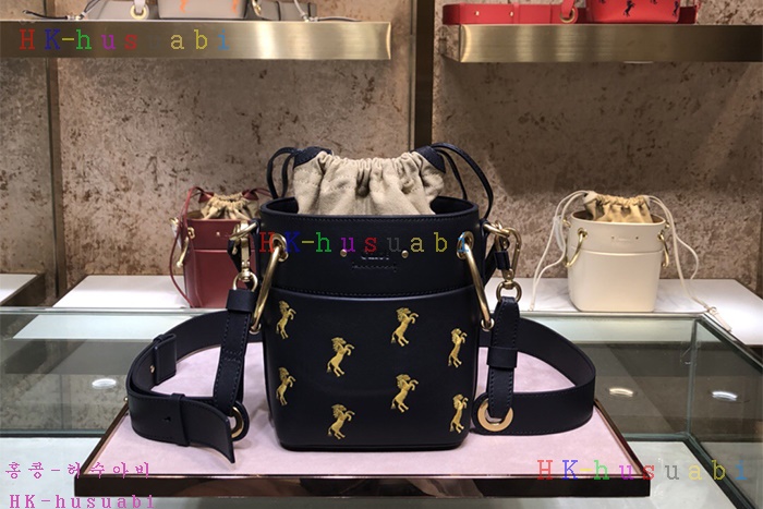 �ڹ̷��ޡ� ���ο� ���� ��Ŷ�� C 22875