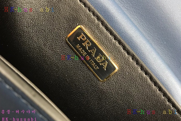 �ڹ̷��ޡ� ����� ī�̿��� P 1BD045-2