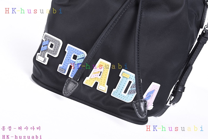 NEW ����� �ڽ���ƽ �Ŀ�ġ P 1NE369