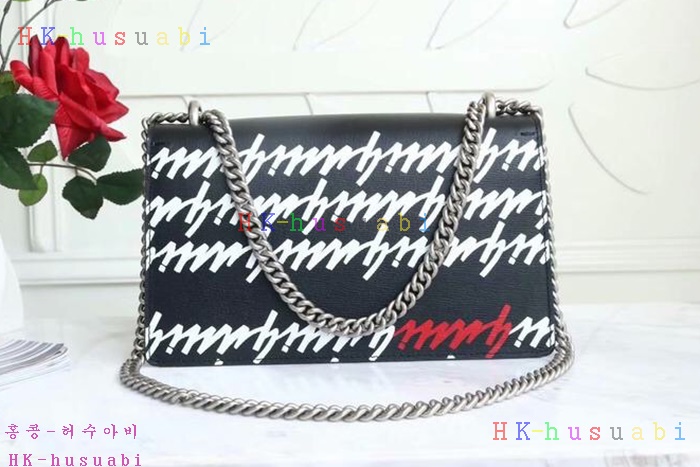 �ڹ̷��ޡ� ���� ����ϼҽ��� GU 400249