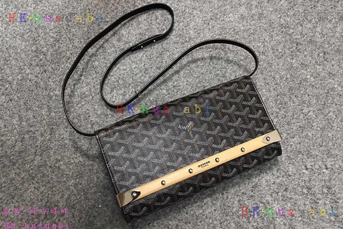 �ڹ̷��ޡڰ��ߵ� ���� ī���ι�  GA 692254-9