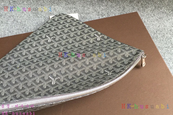 �ڹ̷��ޡڰ��ߵ� Ŭ��ġ��  GA6157-1-8