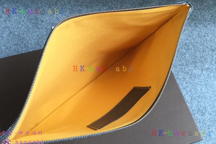 �ڹ̷��ޡڰ��ߵ� Ŭ��ġ��  GA6157-1-8