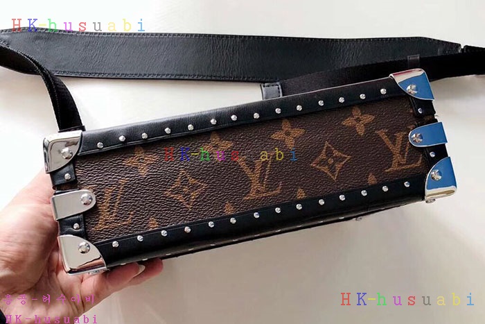 �ڹ̷��ޡڷ��̺��� ũ�ν��� M20101-2