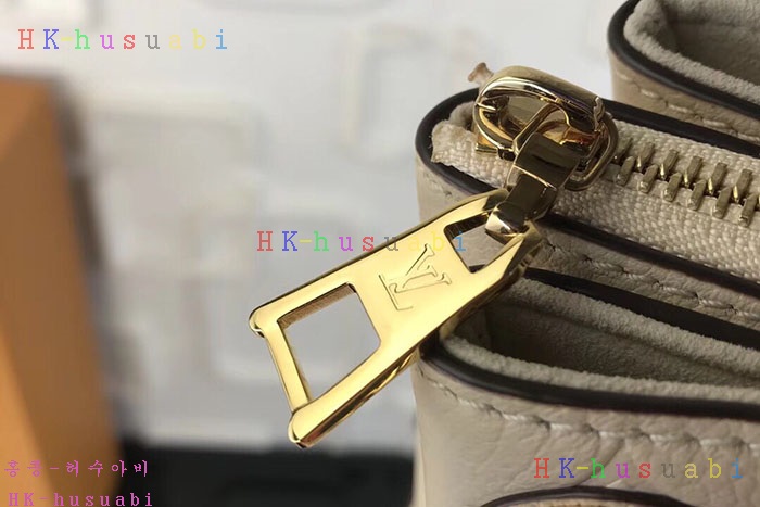 �ڹ̷��ޡڷ��̺��� ������ M43877