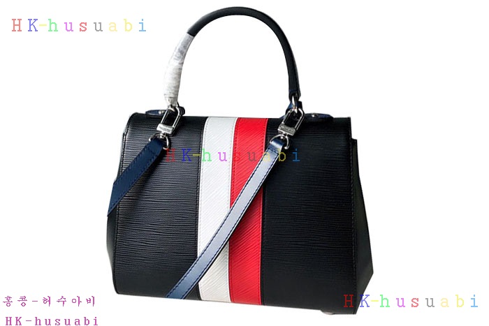 �ڹ̷��ޡڷ��̺��� ���� Ŭ��Ϲ� M41305-3