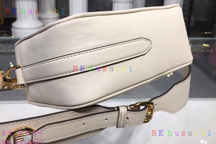 �ڹ̷��ޡ� ��� ī�޶�� �Ż�  FD 83447-4