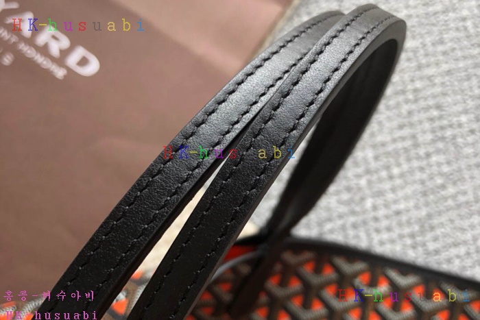 �ڹ̷��ޡ� ���ߵ� Ŭ���� �ξ� ���۹� G 125559-4