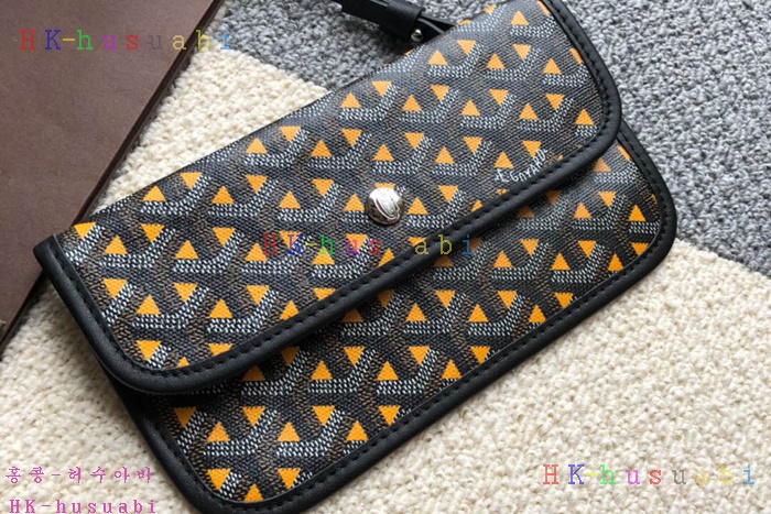 �ڹ̷��ޡ� ���ߵ� Ŭ���� �ξ� ���۹� G 125559