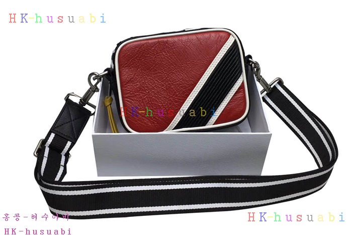 �ڹ̷��ޡ� ����� ī�޶��  GV 29916-2