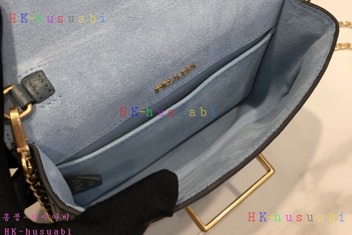 �ڹ̷��ޡ� ����� ī�̿� ���� ��Ʈ�� P 1BL004-4