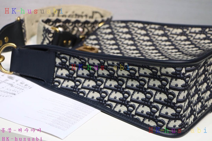 �ڹ̷��ޡ� ��� ������ũ ȣ���� DR M6820CT