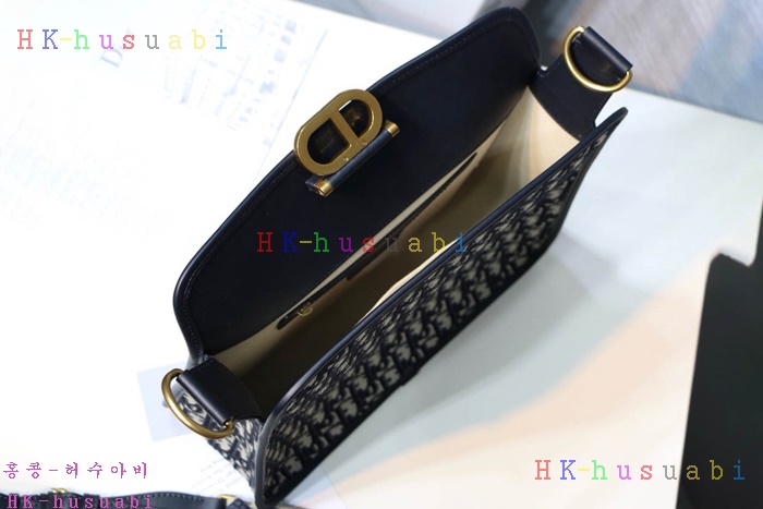 �ڹ̷��ޡ� ��� ������ũ ȣ���� DR M6820CT