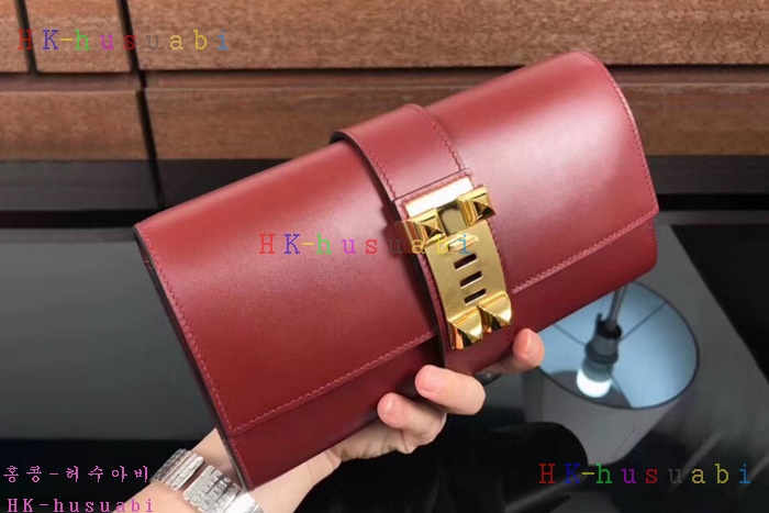 �ڹ̷��ޡ� �����޽� �޵��� Ŭ��ġ H 53226-2