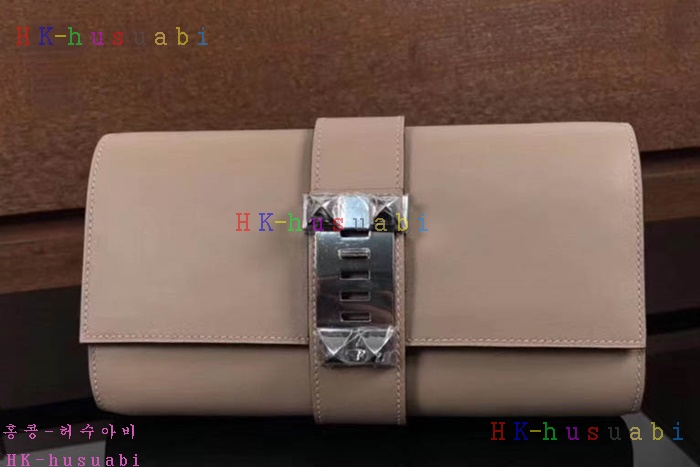 �ڹ̷��ޡ� �����޽� �޵��� Ŭ��ġ H 53226-4